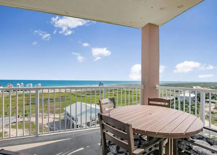 Dunes 709 Hotel